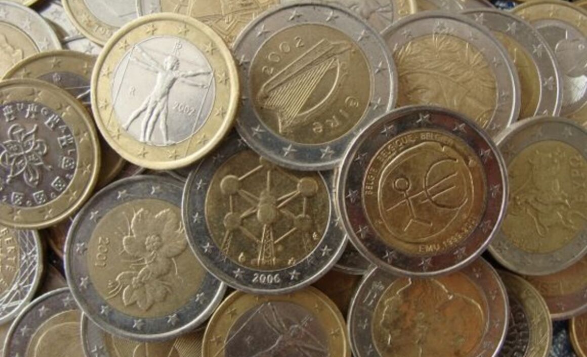 Moneta da 2 euro Popoli Ungrofinnici