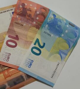 Ricevere bonus 80 euro busta paga dipendenti