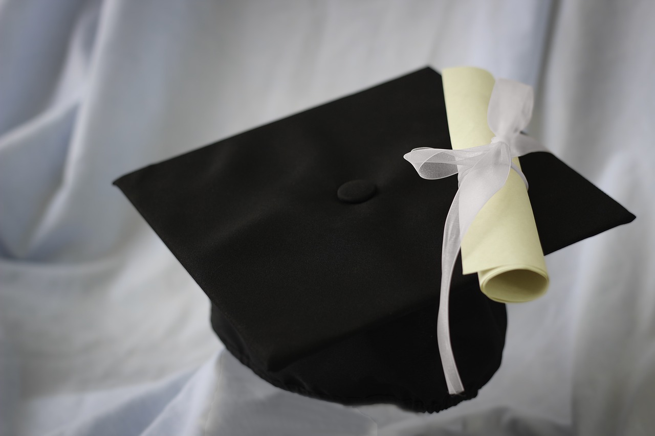 Pensione, il tocco per la laurea